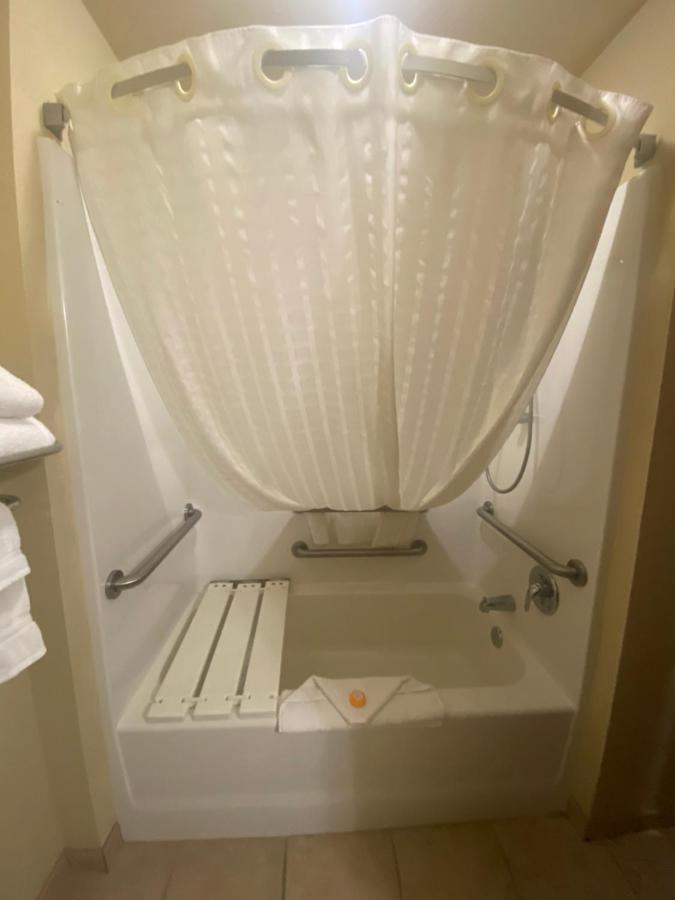 Cobblestone Hotel & Suites - Broken Bow Εξωτερικό φωτογραφία