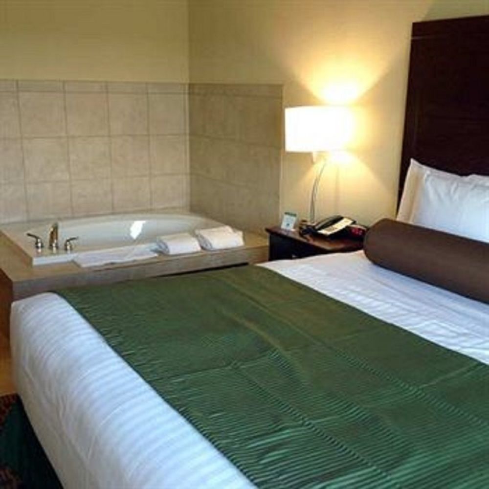 Cobblestone Hotel & Suites - Broken Bow Εξωτερικό φωτογραφία